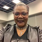 Lois Goins - @loisgoins - Instagram