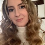 Lois Griffiths - @lologriffy - Instagram
