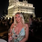Lois Hand - @lois_hand - Instagram