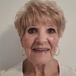 Lois Hewitt - @loishewitt8 - Instagram