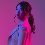 Lois Lame - @loislamereturns - Instagram