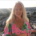 Lois Thomason Luther - @thepinkhouseofstyle - Instagram