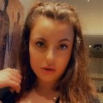 Lois Smith - @littleleanlo_123 - Instagram
