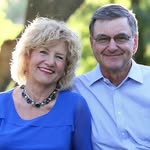Lois and Glenn Storm - @thestormfarm - Instagram