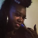 Lois Travis - @foreign_rie - Instagram