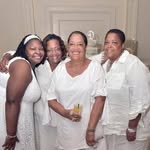 Lois Troupe - @loistroupe - Instagram