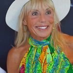 Lois Tyler Harris - @loistylerharris - Instagram