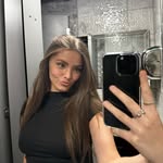 Lois Walker - @loiswalkerrrr - Instagram