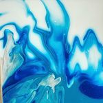 Lois Walker - @fluid_art_by_flo - Instagram