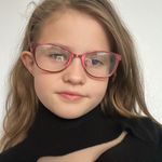 Lois Wright - @lois.wright.7568596 - Instagram