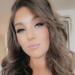Lola Aries - @glo_bylo_beauty - Instagram