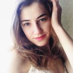 Lola Bishop - @lolabishop941 - Instagram