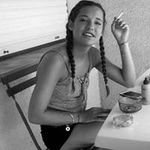 Lola Lambert - @llmbrt3 - Instagram