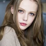 Lola Lyons - @lolalyons103 - Instagram