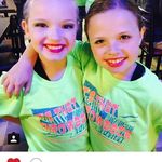 Lola Francis,Aubree Wallace - @dazzlerstogether - Instagram