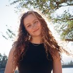 Lola Pickle Wallace - @lolapicklewallace - Instagram