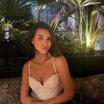 Lola Wu - Facebook
