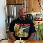 Dave Langston - @lonchaneywasmylover - Instagram