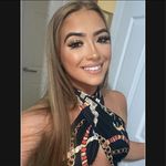 Lori Armstrong - @lori_armstrongxox - Instagram