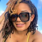 🇬🇧 - @lora__banks_028 - Instagram