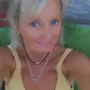 Lora Carter - @lorabanks - TikTok