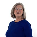 Lora Bartlett - @lbartlett2707 - Instagram
