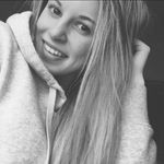 Lora Blair - @lora.blair.9 - Instagram
