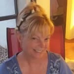 Lori Crawford - @readingsbylori - Instagram