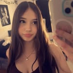 Lora Cyr - @cyrlora - Instagram