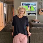 Lora Gibson - @gibsbookitty2 - Instagram