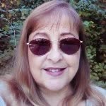 Lori Harper - @loriluvsdogs - Instagram