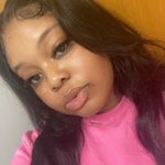 Lora Hawkins - @andrew_grifffith - Instagram