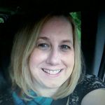 Lora Lay - @animalworshipper - Instagram