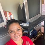 Loralay Florsky - @loralayflorsky - Instagram