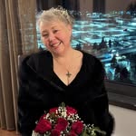 Lora Newell - @lora_for_liberty - Instagram
