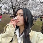 Lora - @loralyk - Instagram