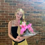 Loraly Michalewicz - @loralydoesguard - Instagram