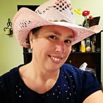 Lori Malone - @yankeegirl90 - Instagram