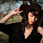 Lora Mccoy - @aminka_yatsenko - Instagram
