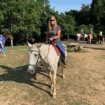 Lori Moser - @lorimoser95 - Instagram