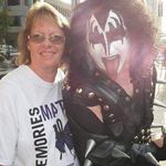 Lori Moser - @lorimoser493 - Instagram