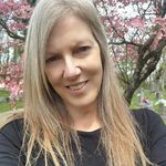 Lori Newell - @lmnroll - Instagram