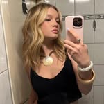 @lora__owen10 - Instagram