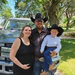Lora Stevens - @money_marketing_mama - Instagram