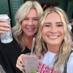 Lori Walton - @loriwalton93 - Instagram
