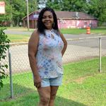 Lora Wright - @lorawright210 - Instagram