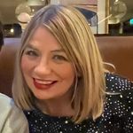 Lorraine King - @mrskingsews - Instagram