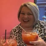Loraine Robinson - @loraine1968 - Instagram