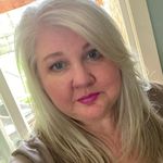 Loree Smith - @alldaybeingme - Instagram