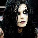 Loren Purdy Pitts - @lolobiersack_ - Instagram
